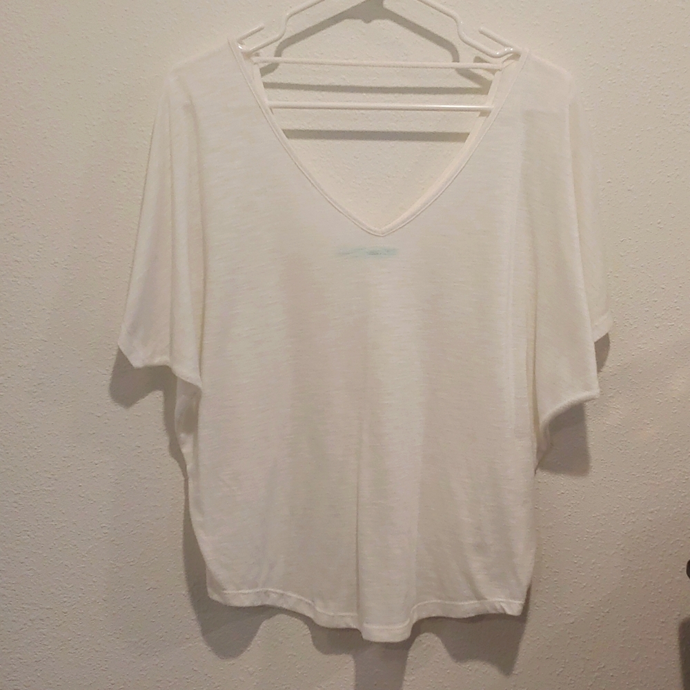 Maurices Bat Wing Short Sleeve Top Size Medium